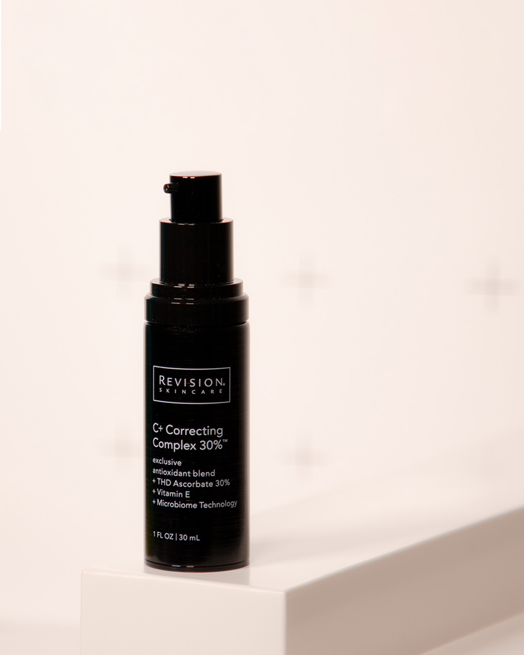 Bild till sociala medier Revision Skincare C Correcting Complex 2
