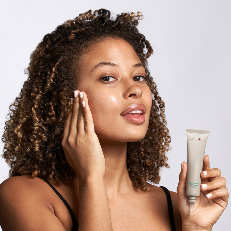 Bild till sociala medier Exuviance Clarifying & Renewing Serum 3