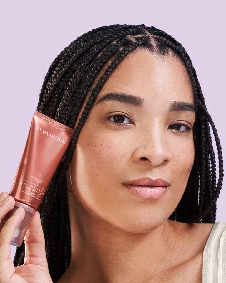 Bild till sociala medier Exuviance Age Reverse Day Repair SPF 30 2