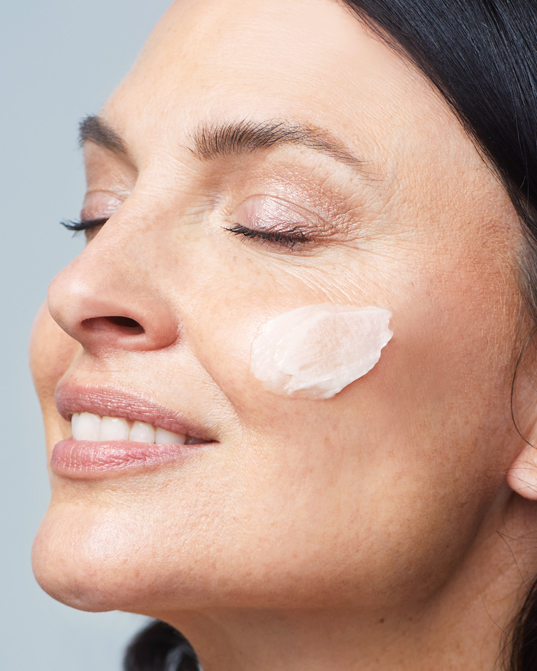 Bild till sociala medier NEOSTRATA modell 2