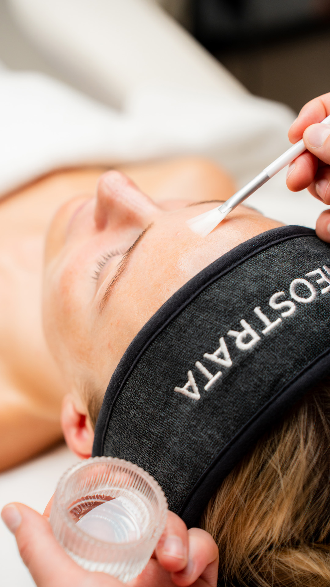 Bild till sociala medier NEOSTRATA behandling 6 story