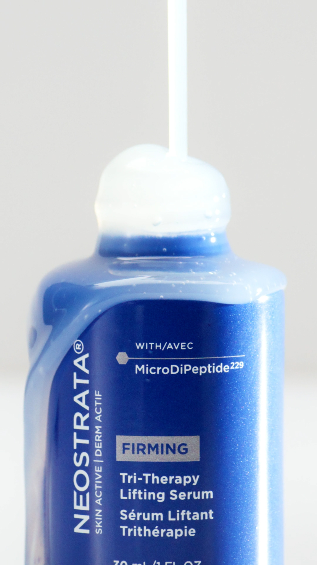 Video till Sociala Medier NEOSTRATA Tri-Therapy Lifting Serum 2
