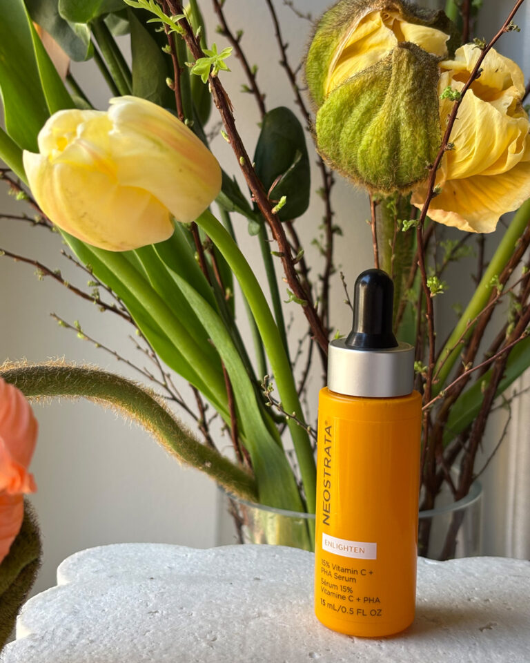 Bild till sociala medier NEOSTRATA C-vitamin serum