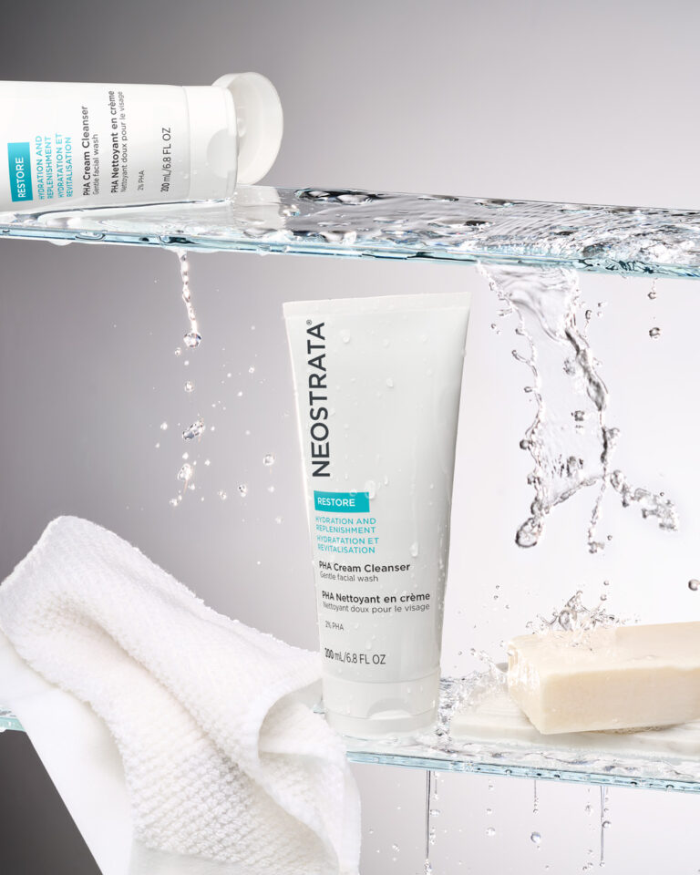 Bild till Sociala Medier NEOSTRATA PHA Cream Cleanser Lifestyle